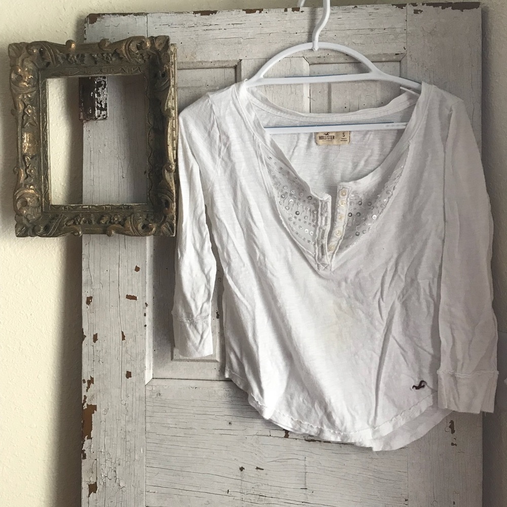 Hollister 3/4 sleeve with embellishment white top